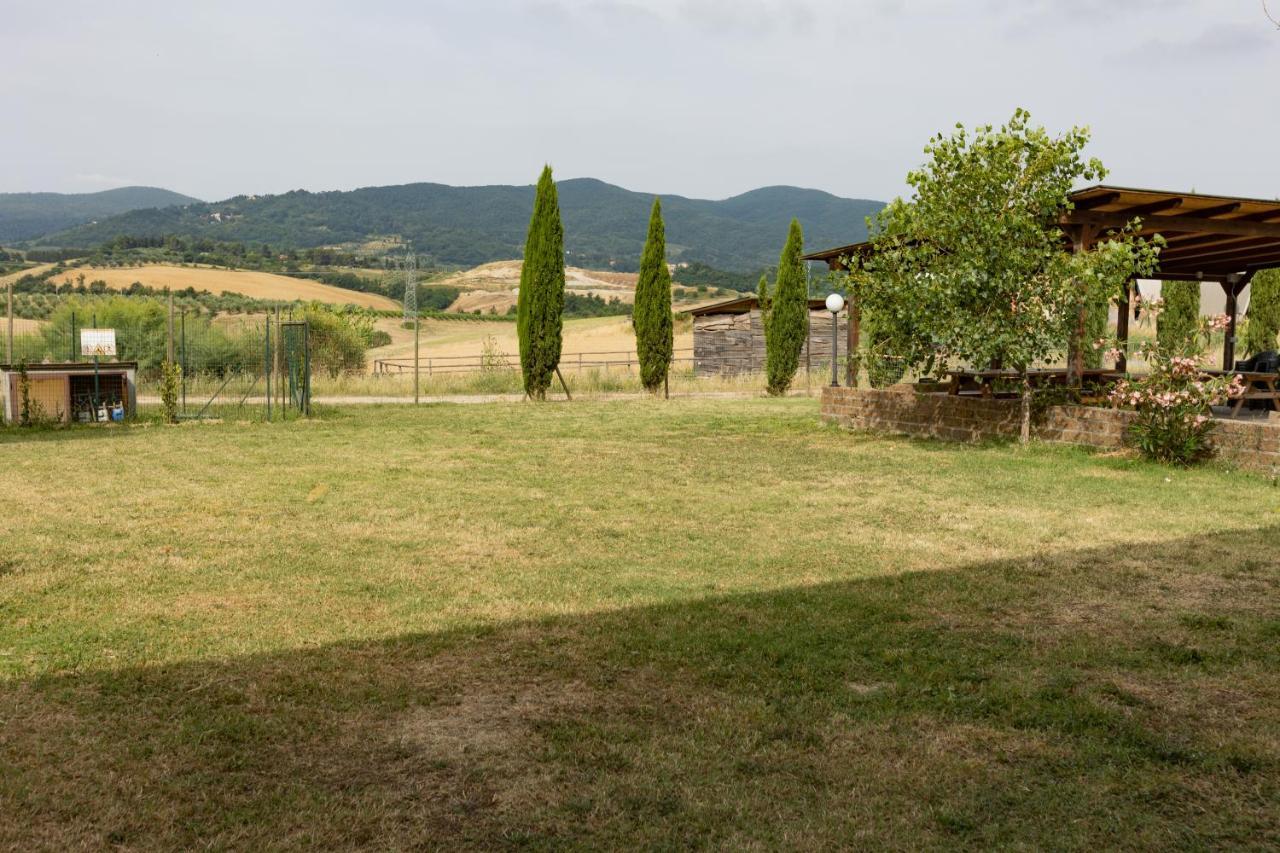 Agriturismo La Valle Della Lavanda - Podere Mezzastrada Fauglia Ngoại thất bức ảnh