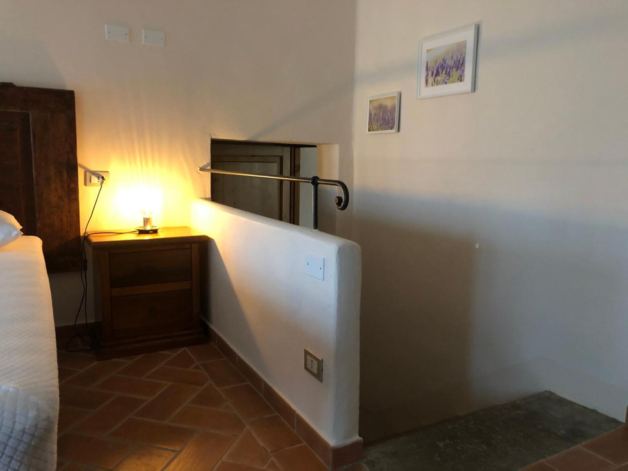 Agriturismo La Valle Della Lavanda - Podere Mezzastrada Fauglia Phòng bức ảnh