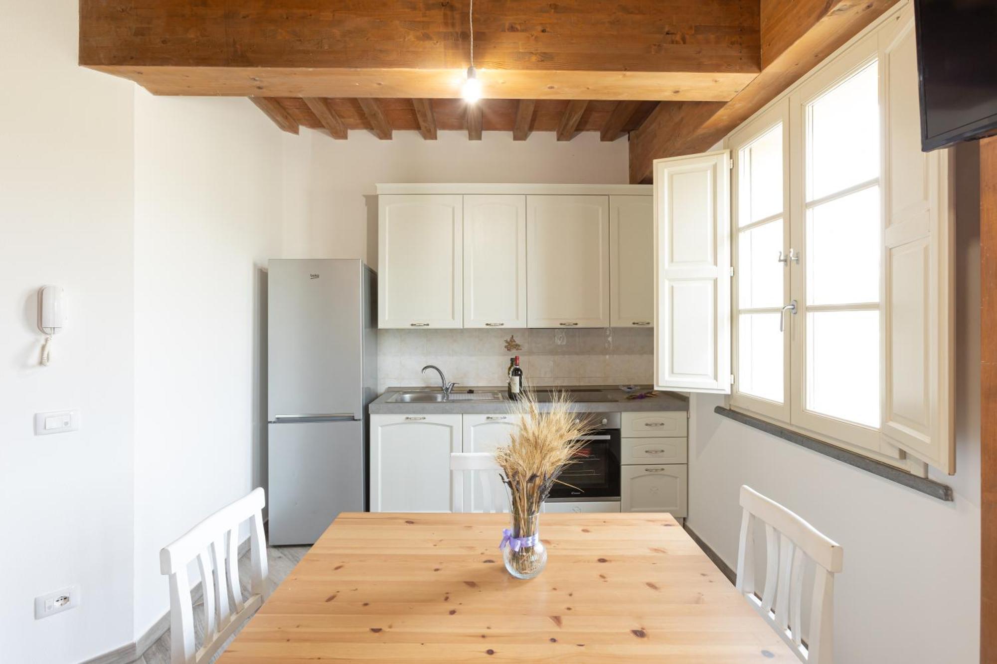 Agriturismo La Valle Della Lavanda - Podere Mezzastrada Fauglia Phòng bức ảnh